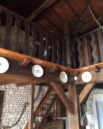 Traditional Charentais In Countryside 25 Minutes From Royan Holiday home